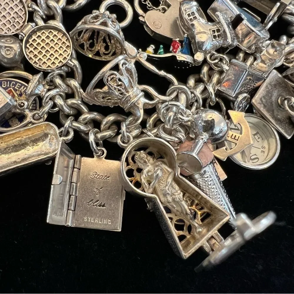 VINTAGE CHARM BRACELET HEART LOCKET TRAVEL 60s 70s STERLING SILVER 925 124G EVC